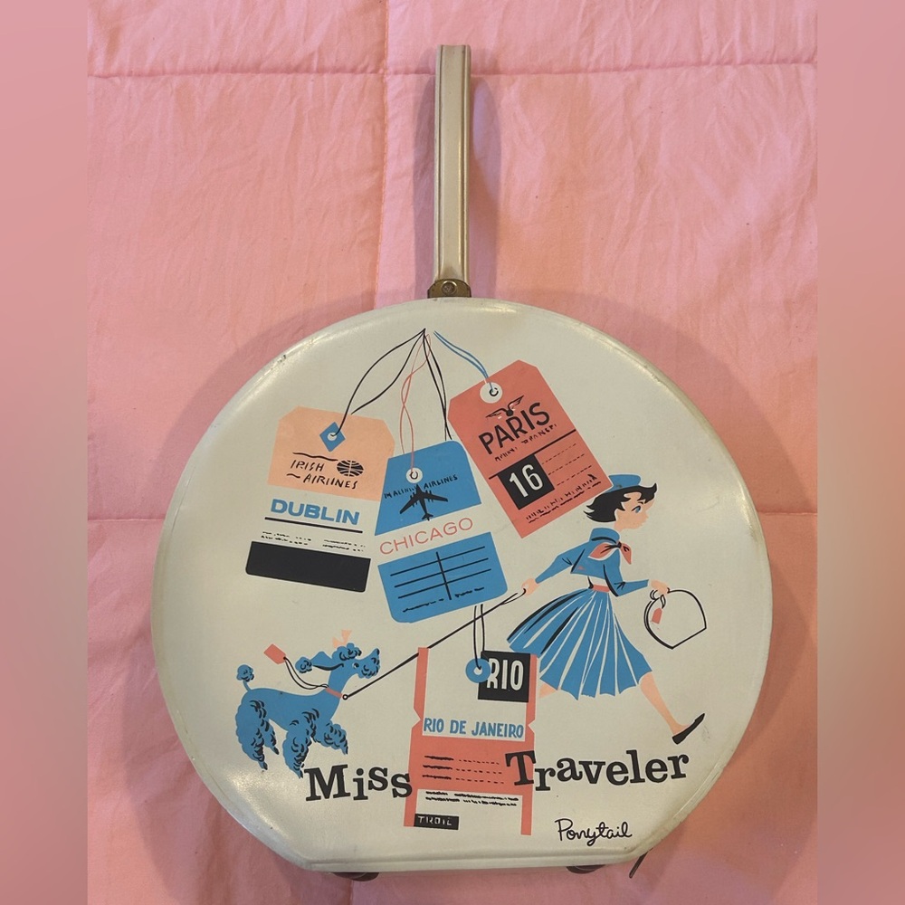 SALE💥 Ponytail Vintage Miss Traveler Doll Case